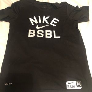 Boys Nike dry fit tee